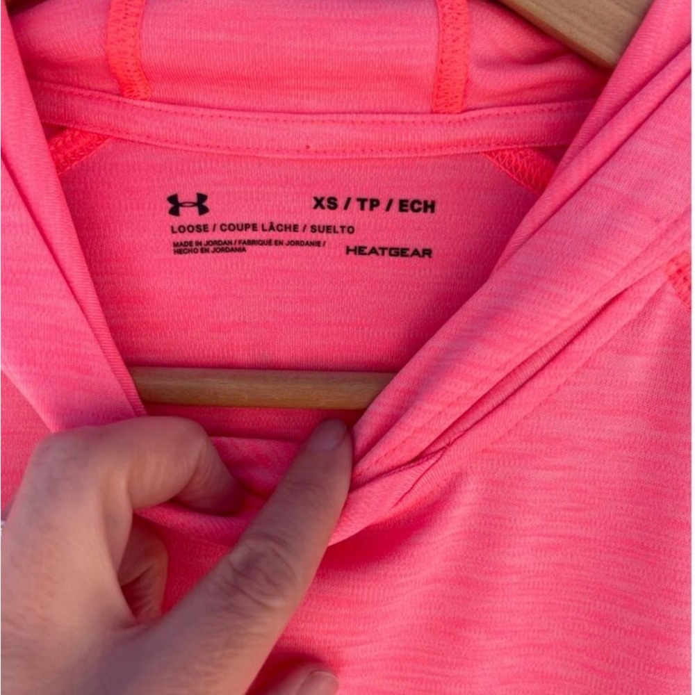 Under Armour Women's Drawstring Hem Hoodie Pullover - Coral Pink - XS - Picture 3 of 5